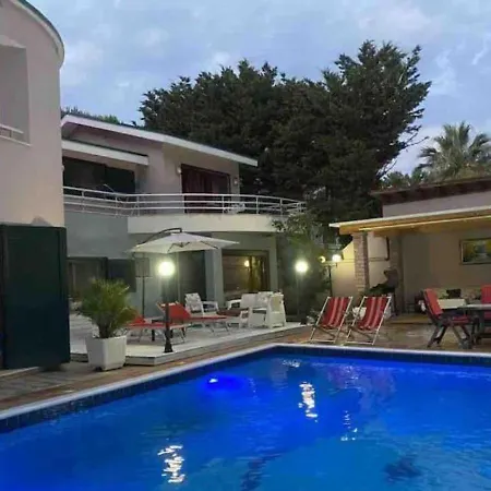 Luxury Near Sea With Private Pool Golem (Tirana)