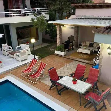 Luxury Near Sea With Private Pool Villa
