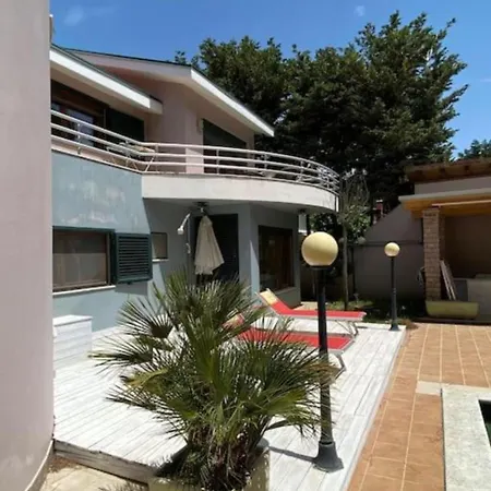 Luxury Near Sea With Private Pool Villa Golem (Tirana)
